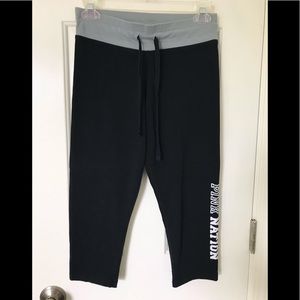 🆕🔥PINK REALLY CUTE CROP PANTS&PINK DOWN SIDE OF LEG&BLACK/WHITE/GRAY BAND!!
